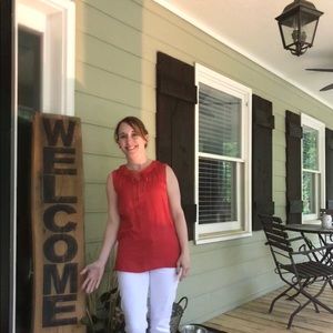 Meet your Posher, Lisa